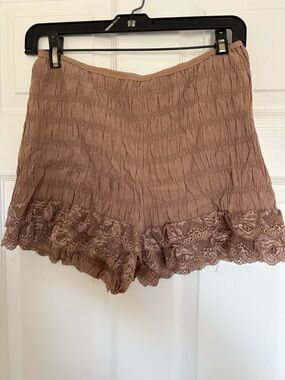 Smocked Lace Trim Sleep Shorts in Cocoa Brown